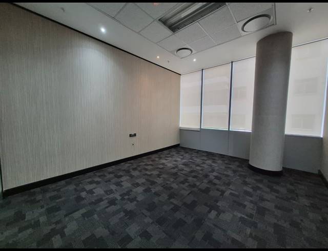 560M² OFFICE TO LET IN SANDTON CENTRAL